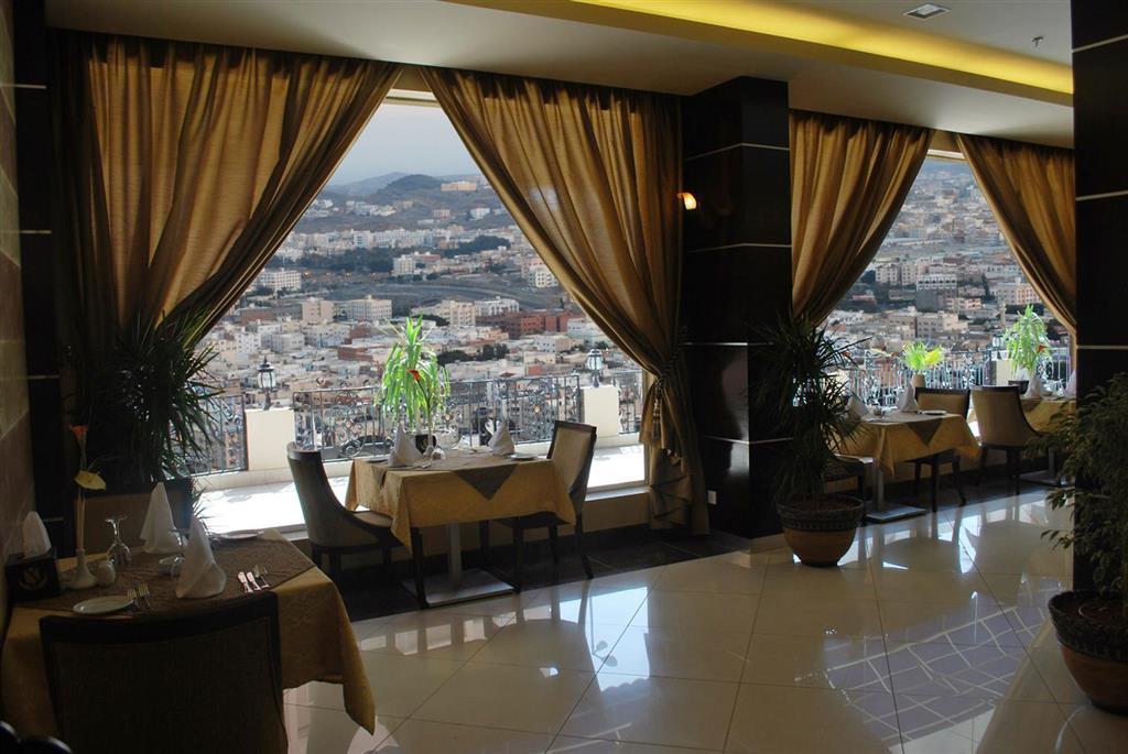 مينا بلازا الطائف Mena Plaza Taif酒店 餐厅 照片